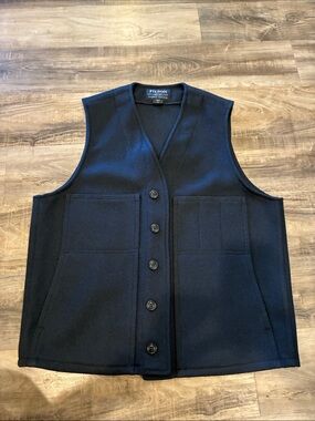 FILSON Mackinaw - Men's Vintage Navy Wool Vest Made in USA RN 39126 Medium